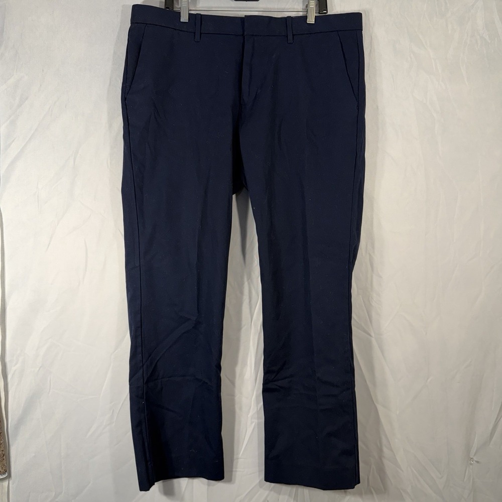Gap Wrinkle Free Navy Blue Chino Pants Fits 38x30 Flat Front Preppy Khaki Cotton